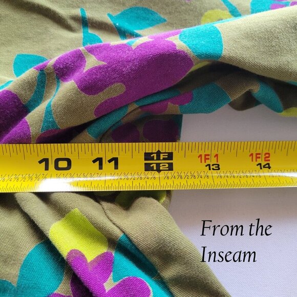 Green Paisley 70’s Style Wide Leg Green Flower Pants (Size: 42 Equal to a 10-12) - Picture 6 of 14